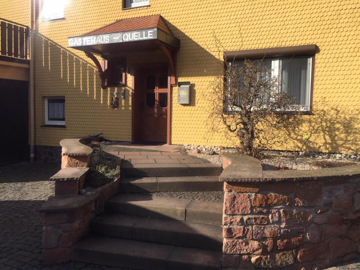 Gaestehaus Zur Quelle Wächtersbach Eksteriør billede